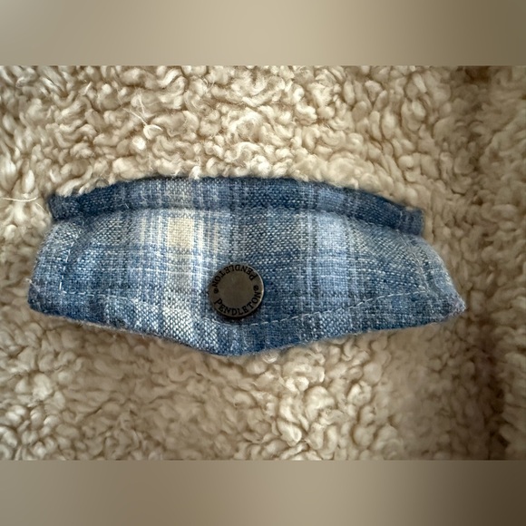 Pendleton Sherpa Zip Jacket in Beige, Size Large - Picture 7 of 16